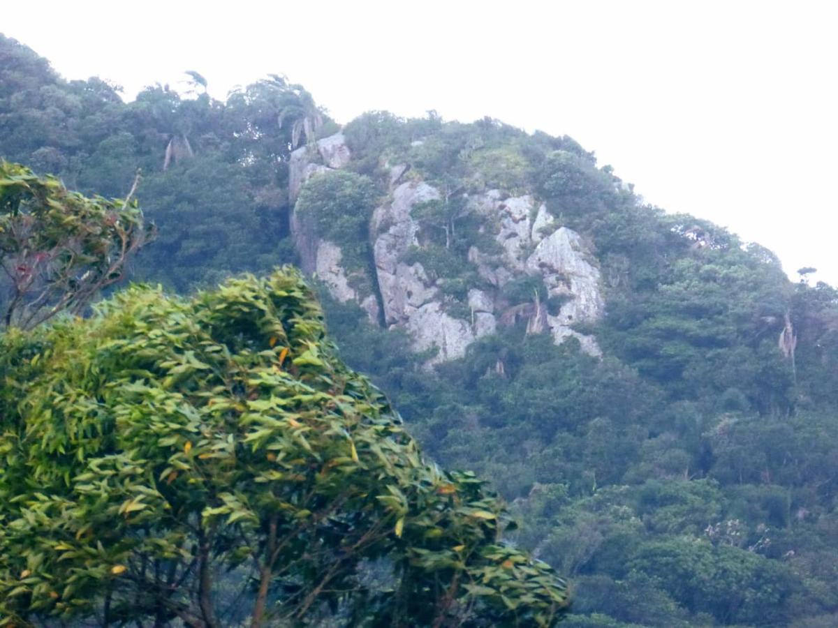 Chales Da Guarda do Embaú Екстериор снимка